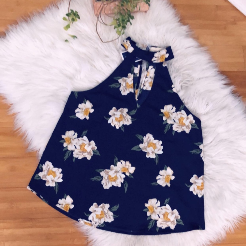 Floral top